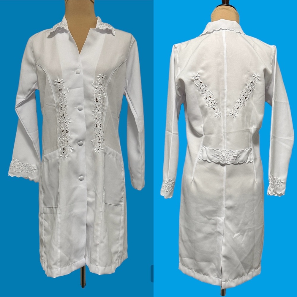 Embroidery Laboratory coat L medical Scrub white NWT